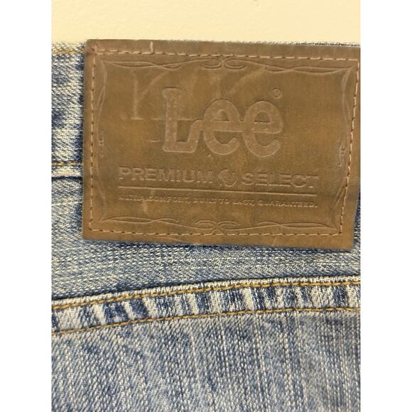 Lee Men's Relaxed Straight Leg Jean 30 x 32 Faded Light NWT - Picture 5 of 9